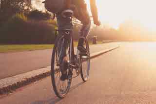 94 велосипед человек солнце